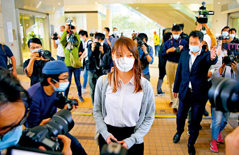 莫里斯债务案首次庭审结束，法官驳回他的保释申请